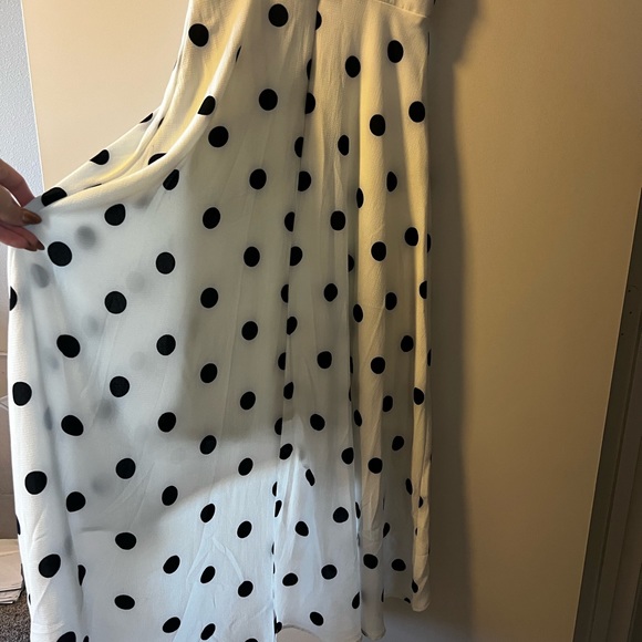 Dress - Picture 10 of 16